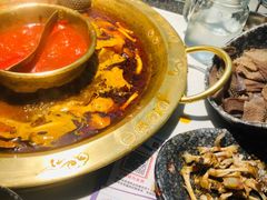 -哥老官重庆美蛙鱼头(龙湖杭州金沙天街店)