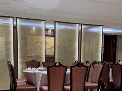 -皇饭儿餐饮管理有限公司(赞成大厦店)