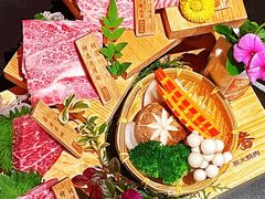 -山川小町·极番烧肉(新地假日广场店)
