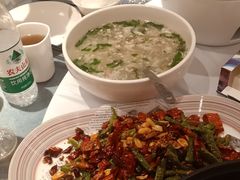 -巴特餐饮6加1音乐餐吧·新疆菜