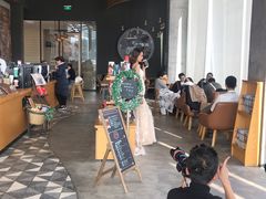 大堂-星巴克臻选(成都环球乐天店)