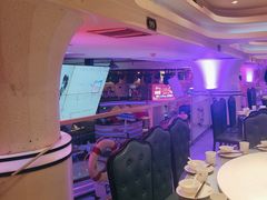 -巴特餐饮6加1音乐餐吧·新疆菜