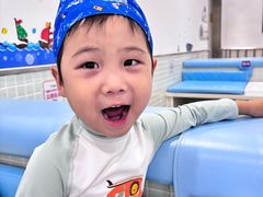 -蓝旗亲子游泳(范湖万达广场店)