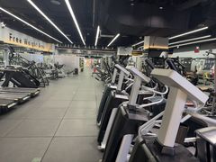 -VLines耀能运动24小时·月付制健身(京广桥店)