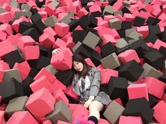 -嘿哟动霸CHUA·新潮玩运动娱乐中心·蹦床滑冰团建乐园