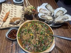 -蚝堡海鲜·威海菜·海肠捞饭·烧烤·亚洲吃蚝公司(幸福门店)