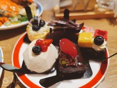 -咖啡苑自助餐厅·中国大饭店