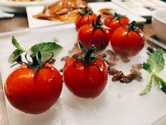 番茄脆菇沙拉-小大董·烤鸭(王府井apm店)