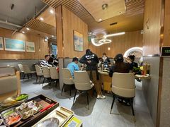 -围炉肉舍•炭烤活鳗•丹东海鲜烤肉(步行街店)