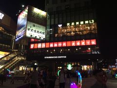 -江燕路万科里
