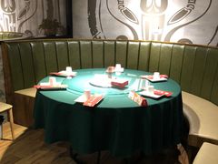 包厢-叶派龙虾•招牌香辣蟹·海鲜(中海国际店)