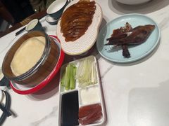 -梅利汴京烤鸭•开封豫菜地标店(东司门店)