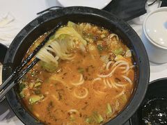 -鸡汤过桥·过桥米线