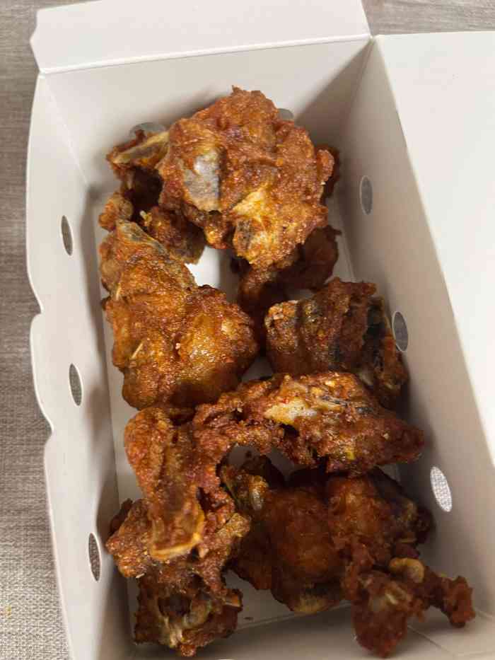 麦当劳(甘家口店)-"第一次给差评,甘家口大厦一层那个甜品店的.