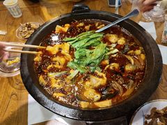 -都江堰石锅鱼
