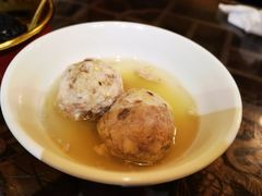 蟹粉狮子头-扬州三头宴(东关街店)