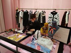 -Gucci(重庆IFS店)