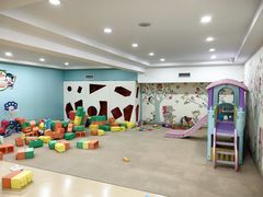 -乐悠游亲子游泳俱乐部