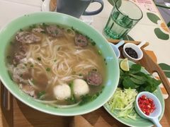 -越弥越南传统美食馆