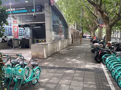 -肯德基(东安路站店)
