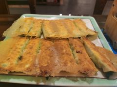 虾仁三鲜锅贴-七菜馆·东北菜·蒸饺(文体路店)