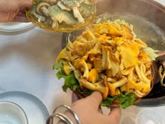 -菌海森林·非遗野生菌火锅(西山区滇池路摩根道店)