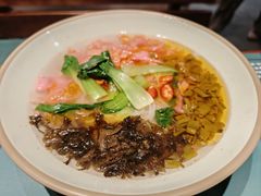 -八月美食小馆(银泰城总店)