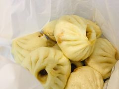 老面土猪肉包-凤起龙游老面包子(凯德晶品店)