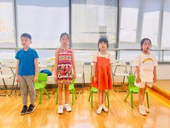 -蓝话筒·少儿成人演讲口才·主持朗诵·戏剧表演(大华第一坊店)