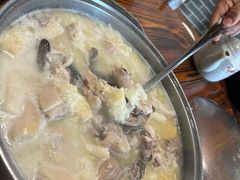 -侠成水上农庄(工业大道店)