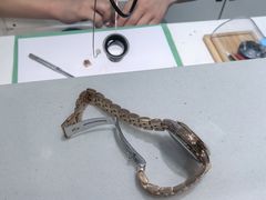 -亨得利钟表服务中心(环球港店)