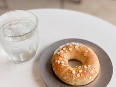杂粮贝果面包-众人咖啡·PEOPLE COFFEE(罗湖益田假日广场店)
