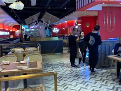 大堂-龙少爷碳火干锅(环球中心店)