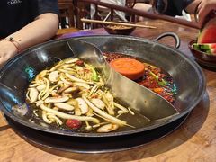 菌菇鸳鸯锅-楠火锅(昆山金鹰店)