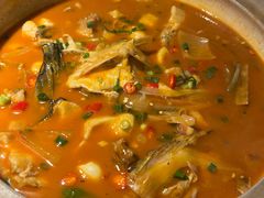 -魏铭鱼头捞饭(晋阳路店)