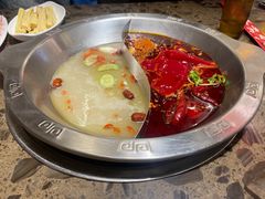 -小龙坎老火锅(鹤伴一路店)