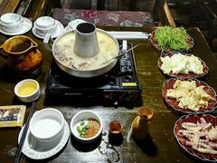-民食香·腊排骨野生菌美食(木府店)