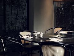 -铜锣湾·有麝自然香(渝北财富中心店)