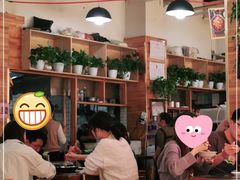 大堂-杨三娘跷脚牛肉(羊子山西路店)