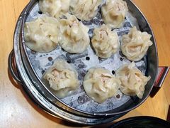 蛋黄鲜肉烧麦-真真鲜馄饨店(启蒙路店)