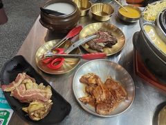 -胡悦里韩式烤肉(芝罘万达广场店)