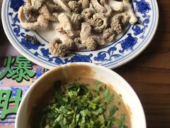 -东兴顺爆肚张