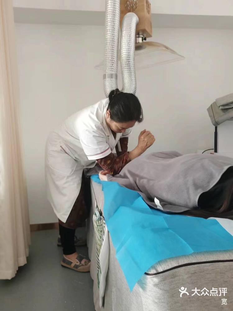 环境是真好,干净,按摩的大夫手法也不错#肩颈疏通 泰安智昱中医馆