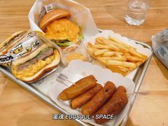 -蛋魂EGGSOUL·SPACE(德基广场店)