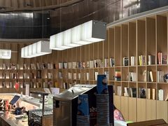 -涨巢·潮玩水疗局