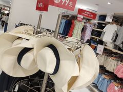 -优衣库(北京万柳华联购物中心店)