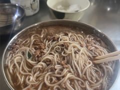 -正宗杨记普洱酸醋米线(总店)