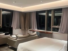 -深圳罗湖水贝IBC亚朵酒店