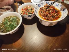 -八碗湘长沙市井菜(坡子街店)