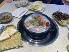 -九寨沟特色牦牛肉汤锅